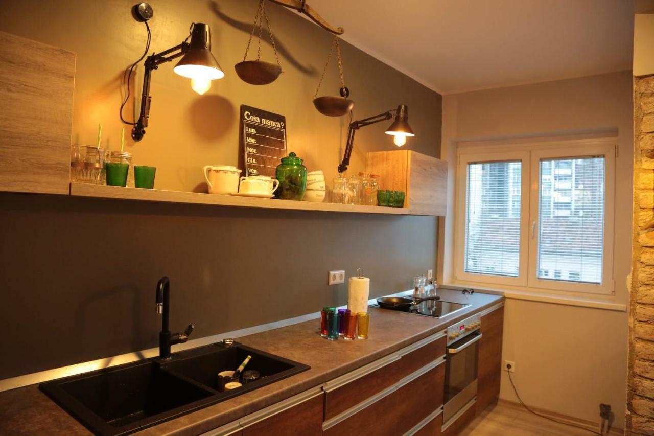 Apartament Cinema Courtyard Sarajewo Zewnętrze zdjęcie