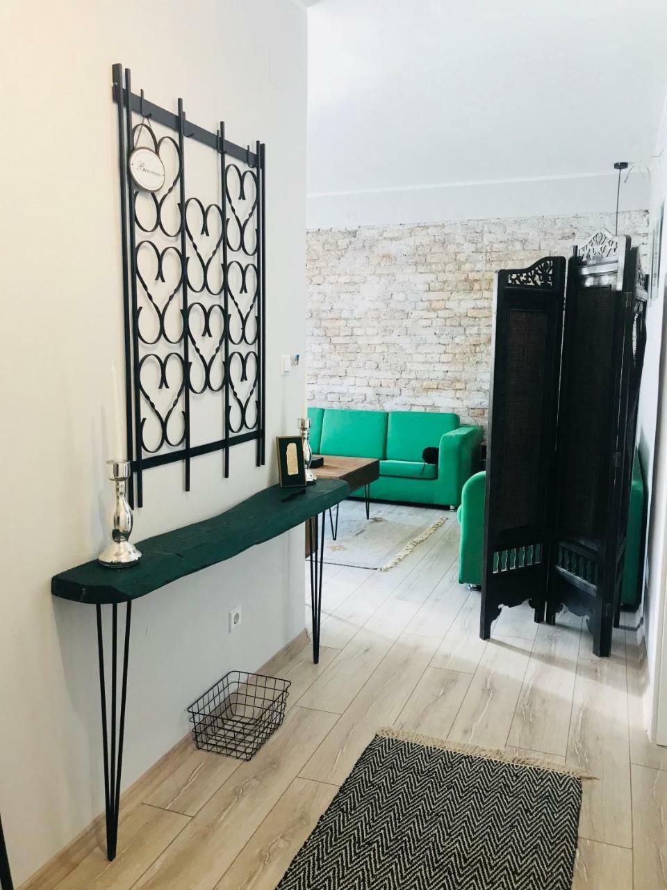 Apartament Cinema Courtyard Sarajewo Zewnętrze zdjęcie