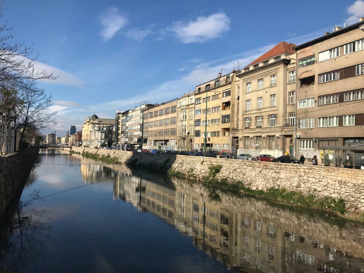 Apartament Cinema Courtyard Sarajewo Zewnętrze zdjęcie